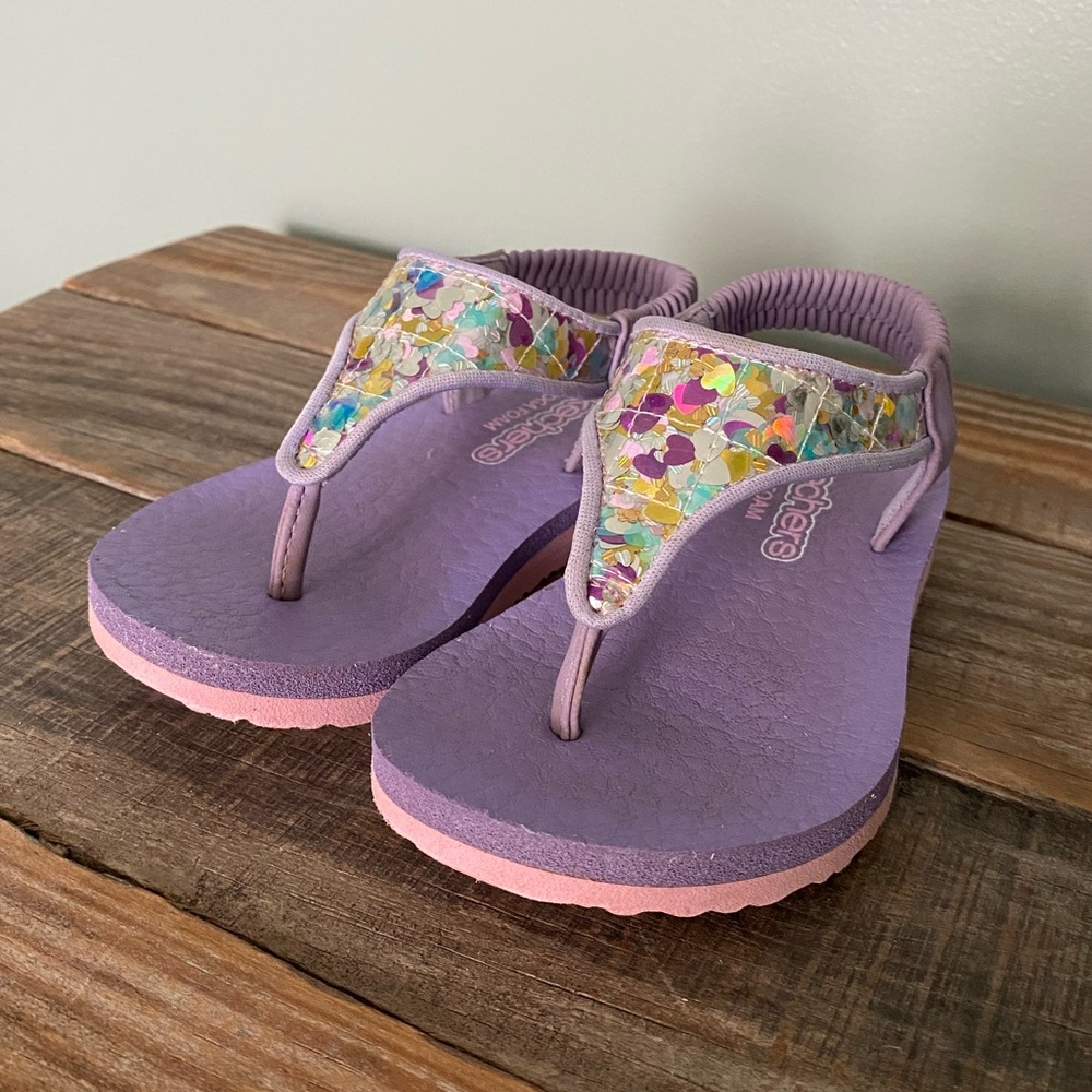 Sketchers sandals
